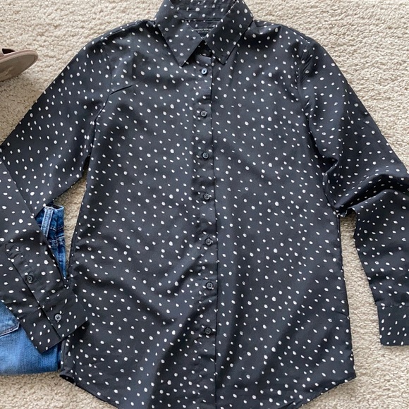 Banana Republic Dillon Classic Fit Shirt - Picture 2 of 6